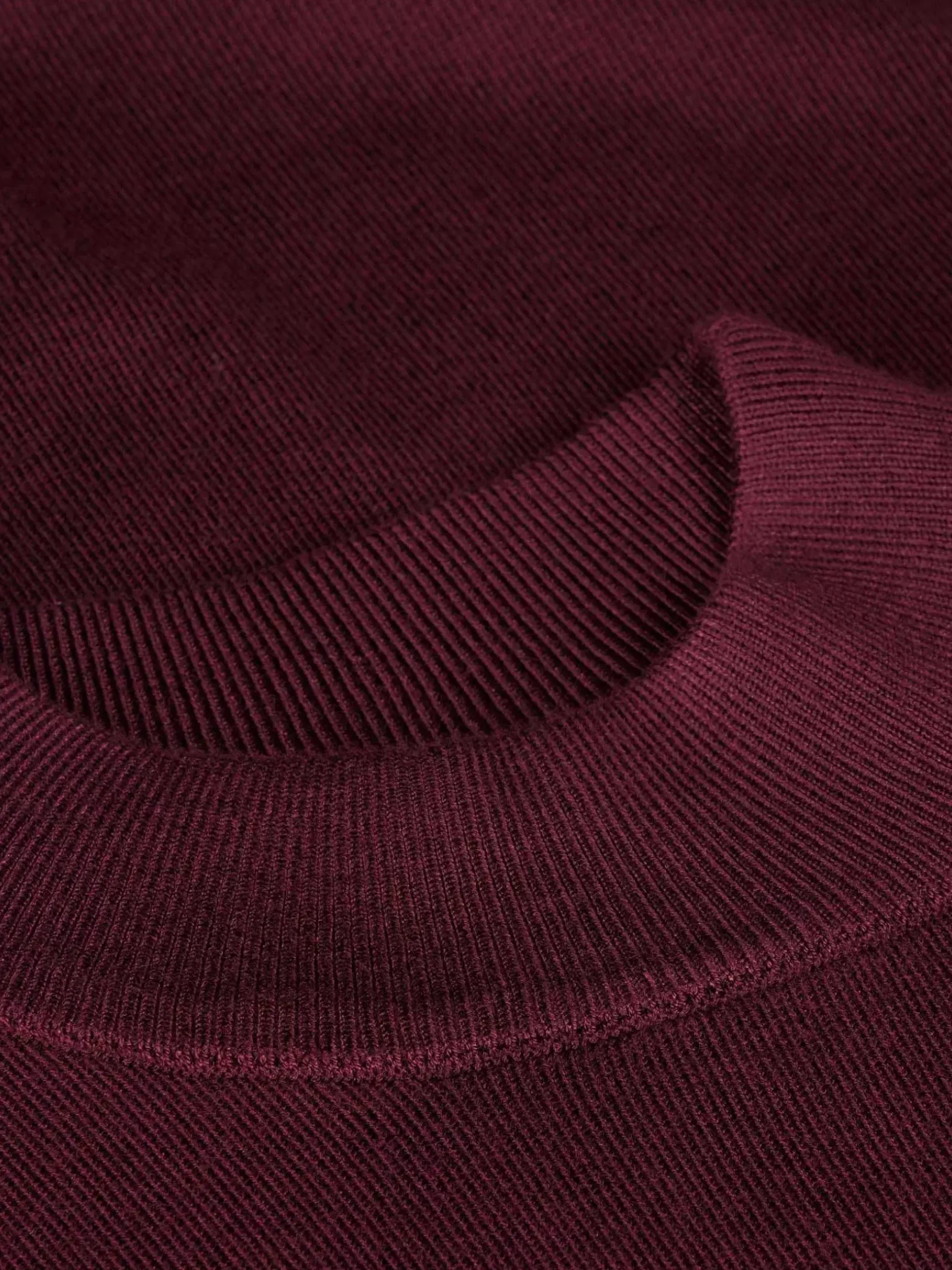 Wam Denim Sweaters|Siena Round-Necked Dark Red Sweater