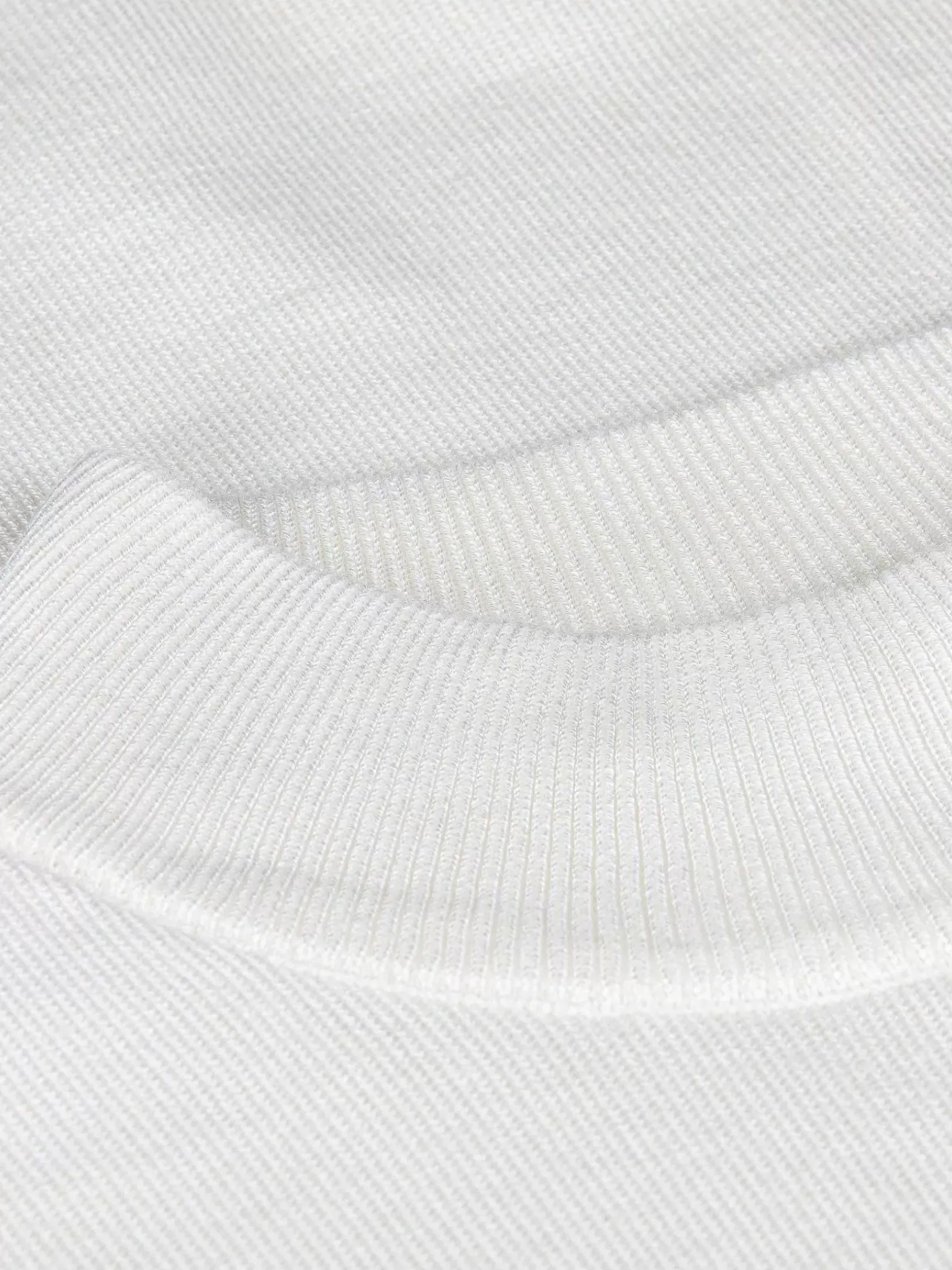 Wam Denim Sweaters|Siena Round-Necked White Sweater